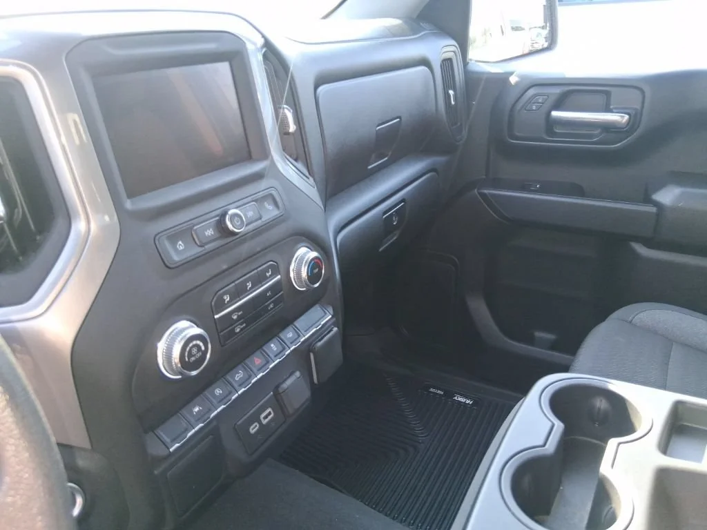 Used 2025 Summit White GMC Pro image 11