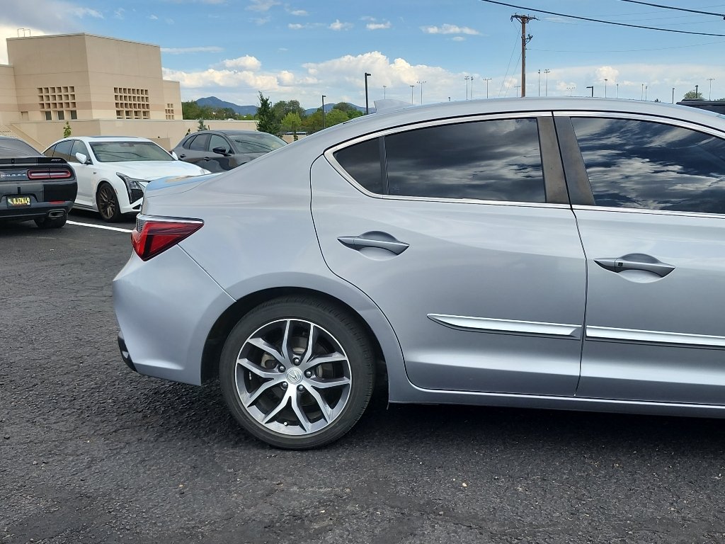 Used 2020 Lunar Silver Metallic Acura w/Technology Pkg image 5