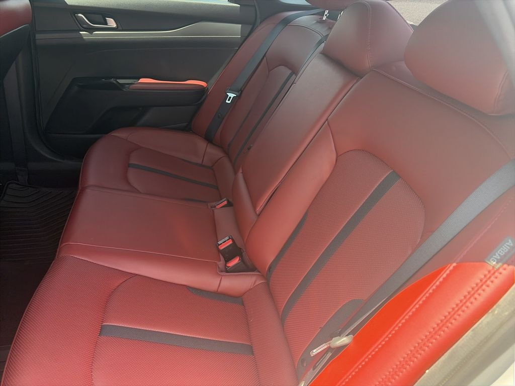 Used 2024 Wolf Gray Kia GT-Line image 30