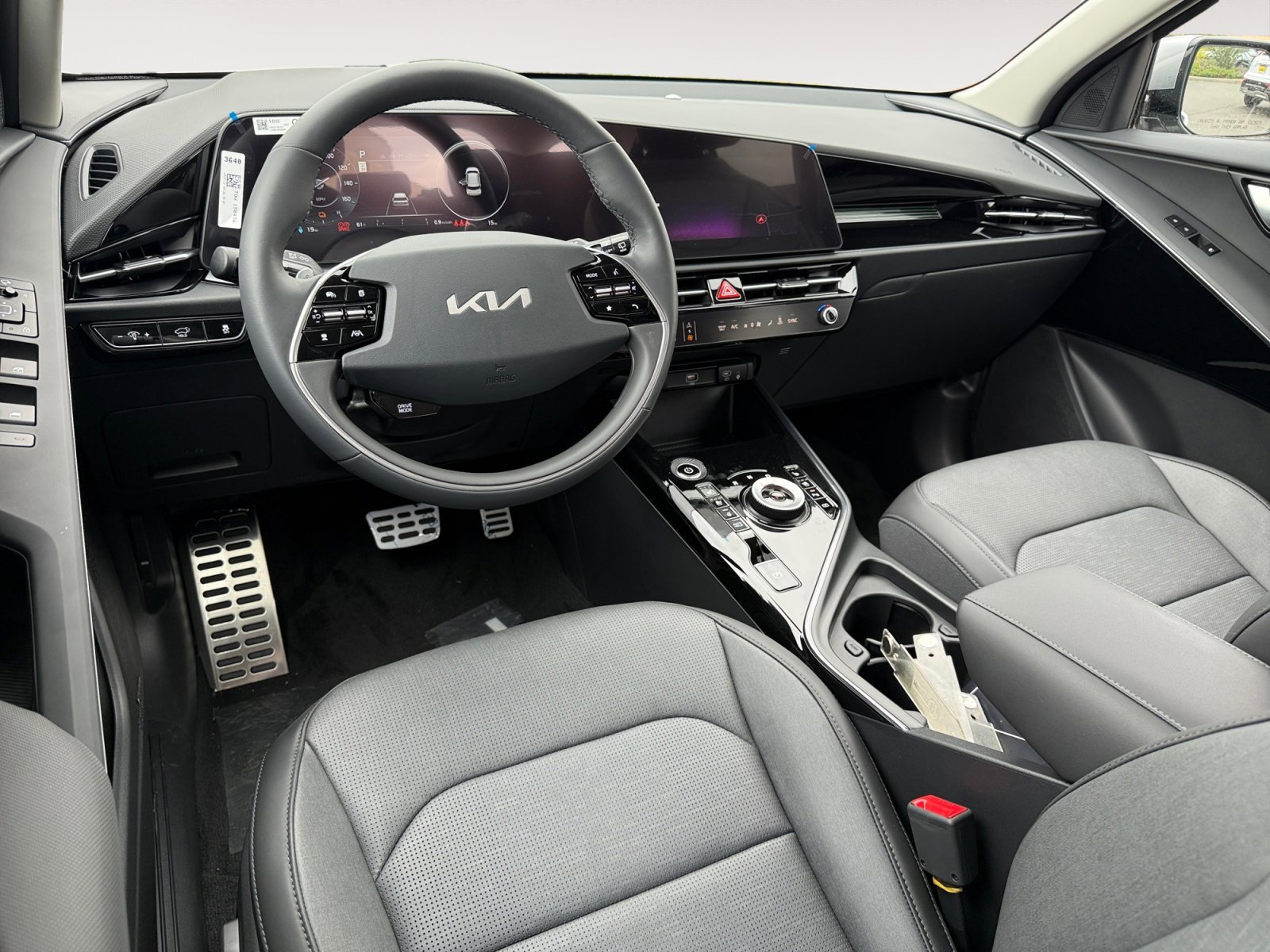 New 2026 Steel Gray Kia Wave image 15