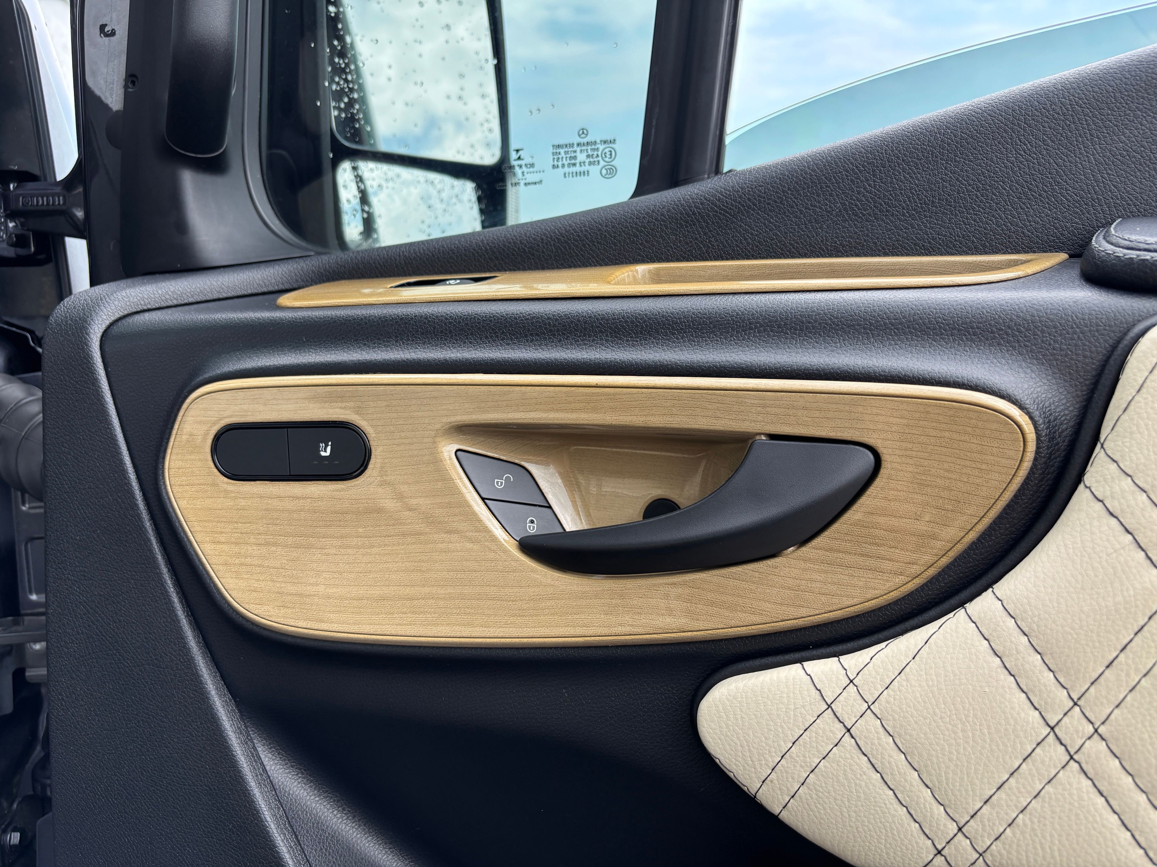 Used 2021 Gray Mercedes-Benz Midwest Touring image 19