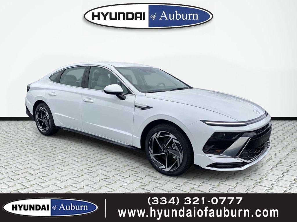 New 2026 White Hyundai SEL Sport image 1