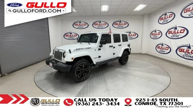 Used 2017 Bright White Clearcoat Jeep Unlimited Sahara image 4