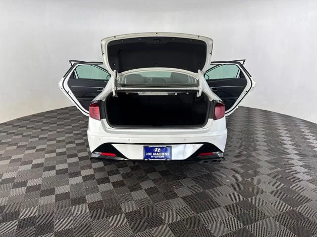 Used 2022 Gray Hyundai Limited image 15