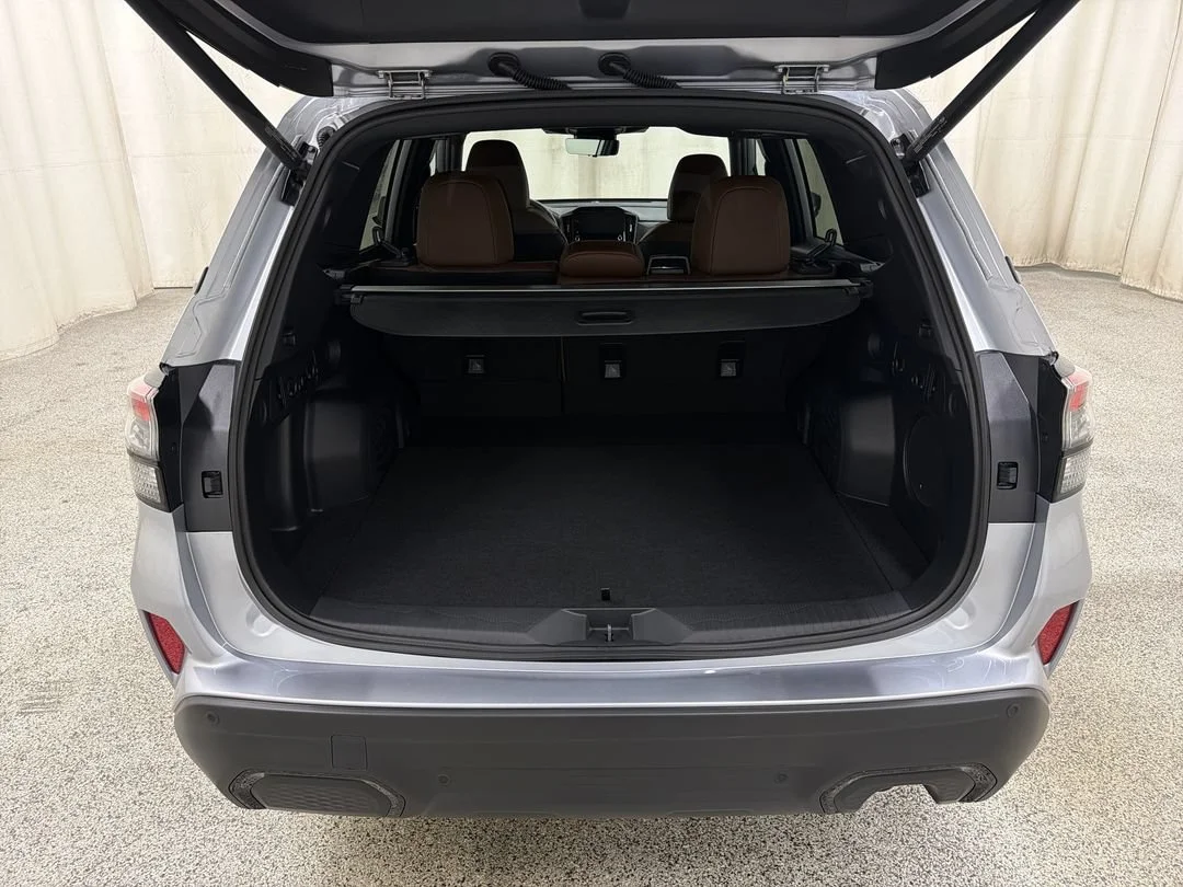 New 2026 Ice Silver Metallic Subaru Touring image 17