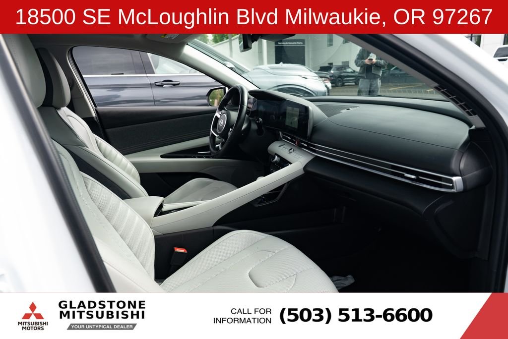 Used 2024 White Hyundai Limited image 27