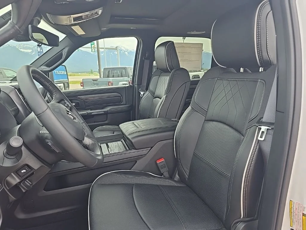 2025 RAM 2500 Limited - Photo 17