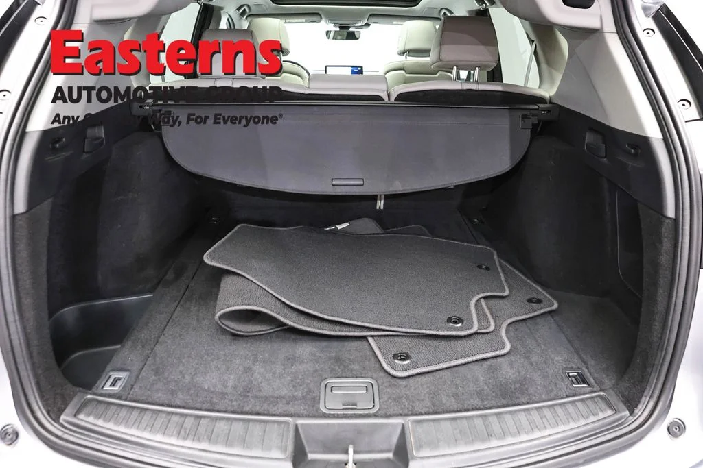 Used 2019 Silver Acura Technology Package image 9