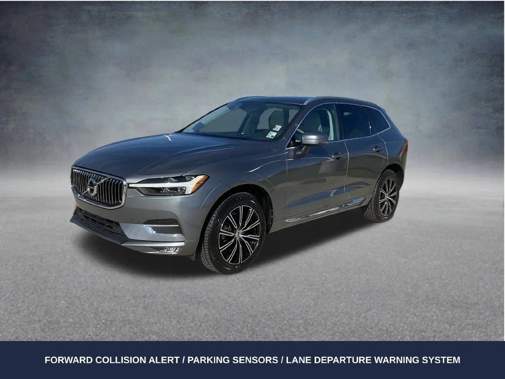 Used 2021 Gray Volvo T5 Inscription image 3