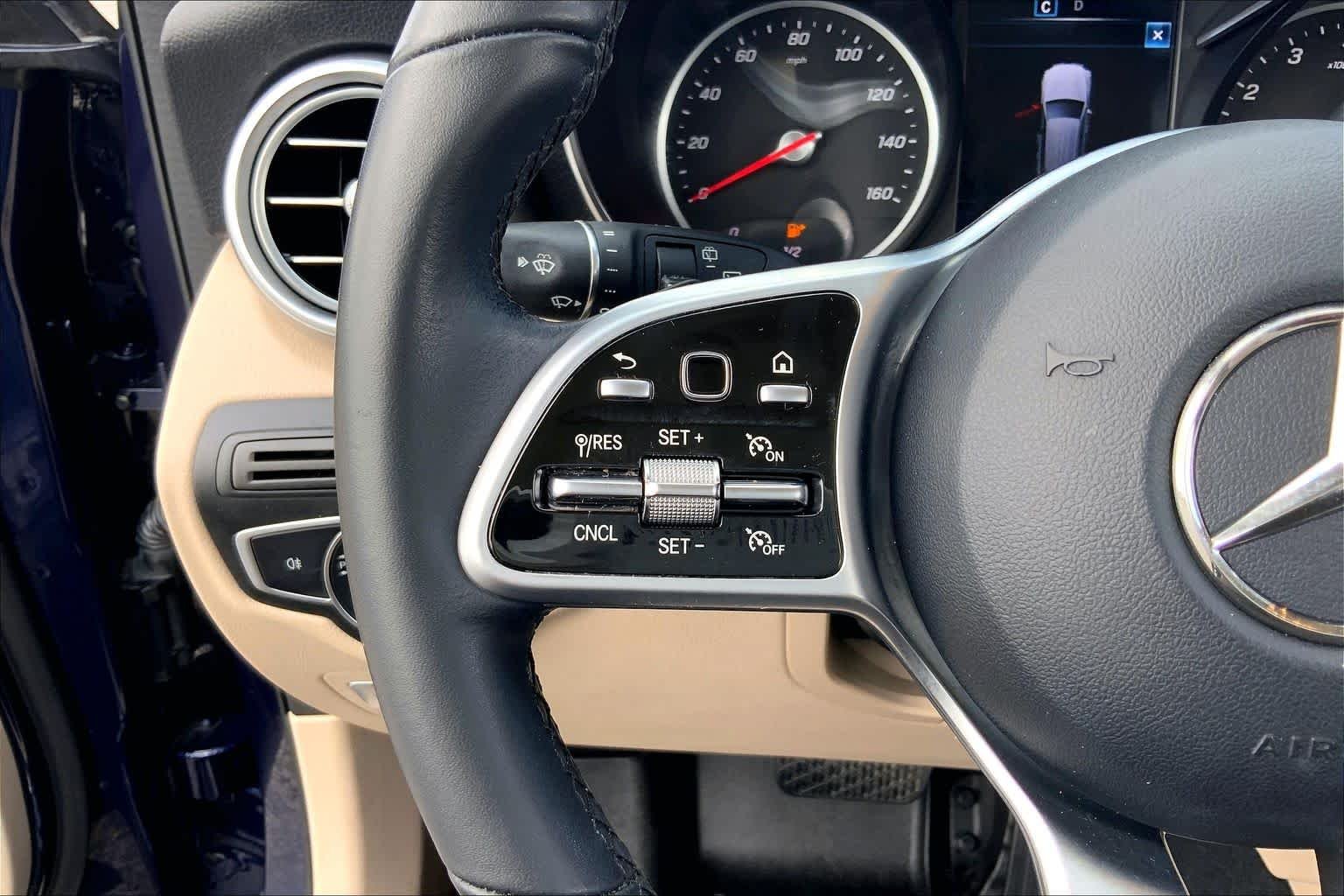 Used 2022 Lunar Blue Metallic Mercedes-Benz GLC 300 image 23