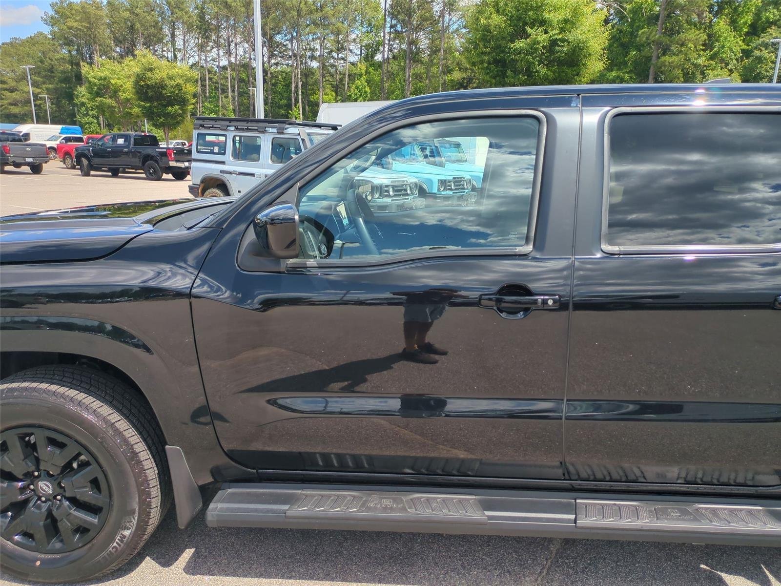 Used 2024 Super Black Nissan SV image 15
