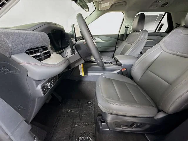 New 2026 Agate Black Metallic Ford Active image 54