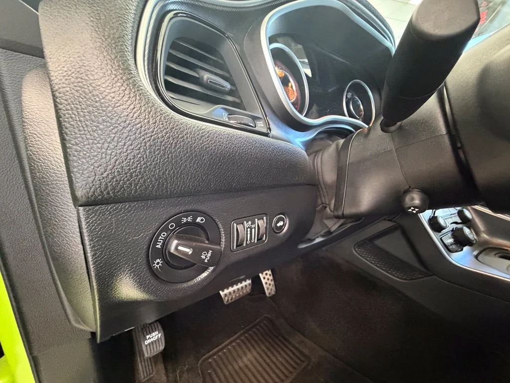 Used 2015 Beige Dodge R/T Scat Pack image 16