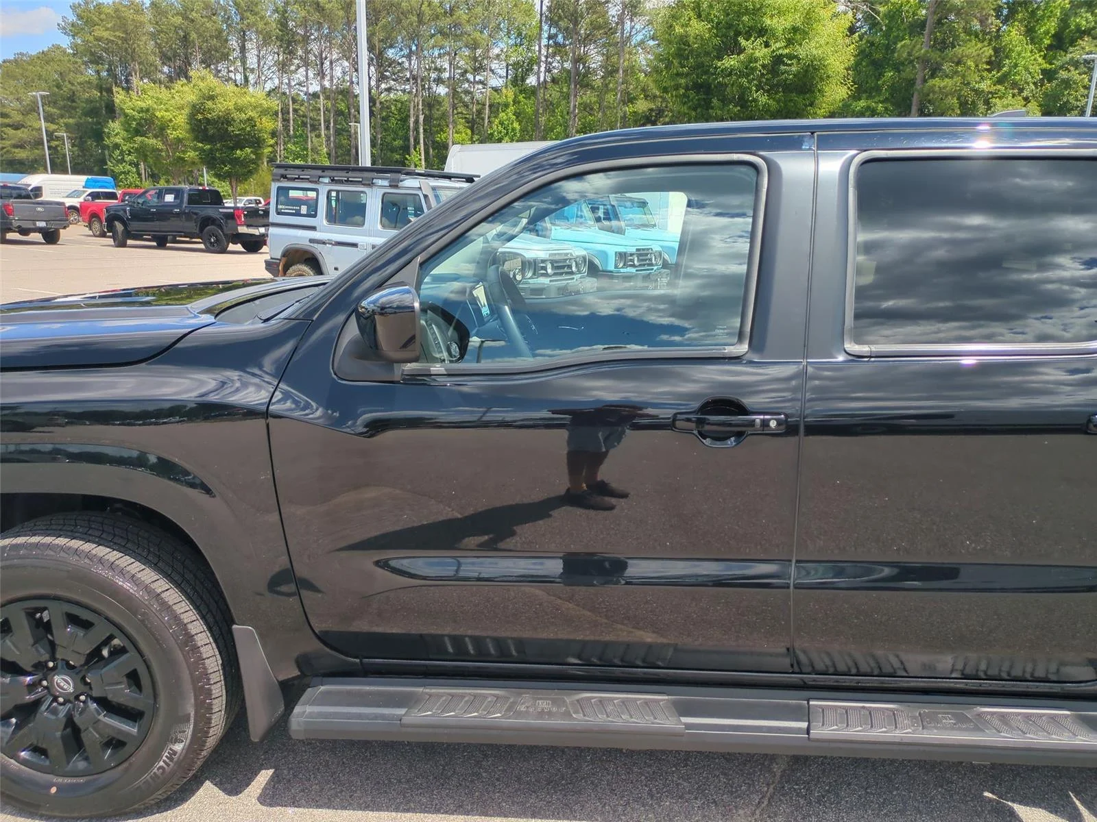 Used 2024 Super Black Nissan SV image 15