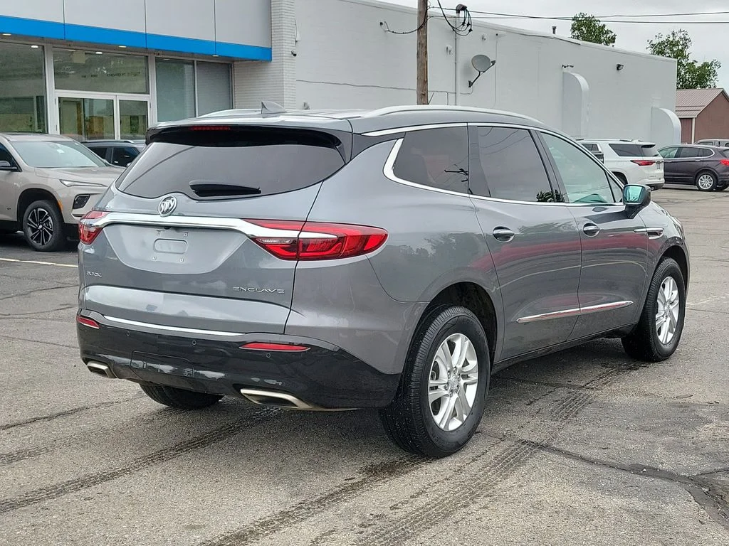 Used 2018 Gray Buick Essence image 3