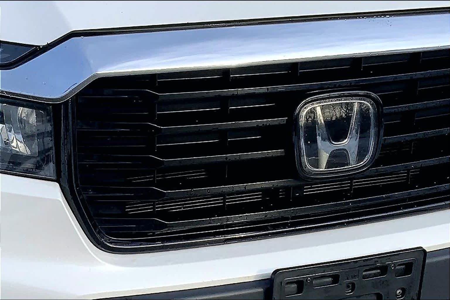 Used 2022 Platinum White Pearl Honda RTL-E image 32