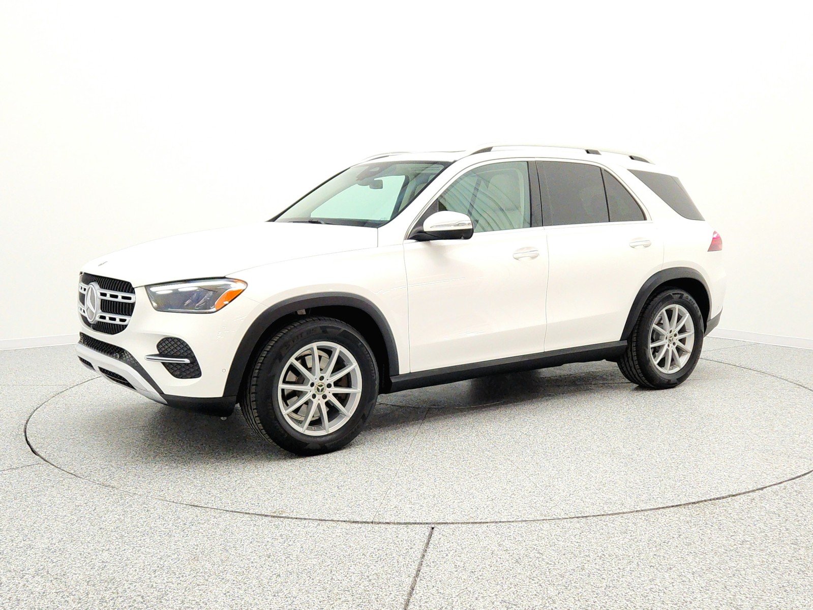 Used 2024 Polar White Mercedes-Benz GLE 350 4MATIC® SUV image 1