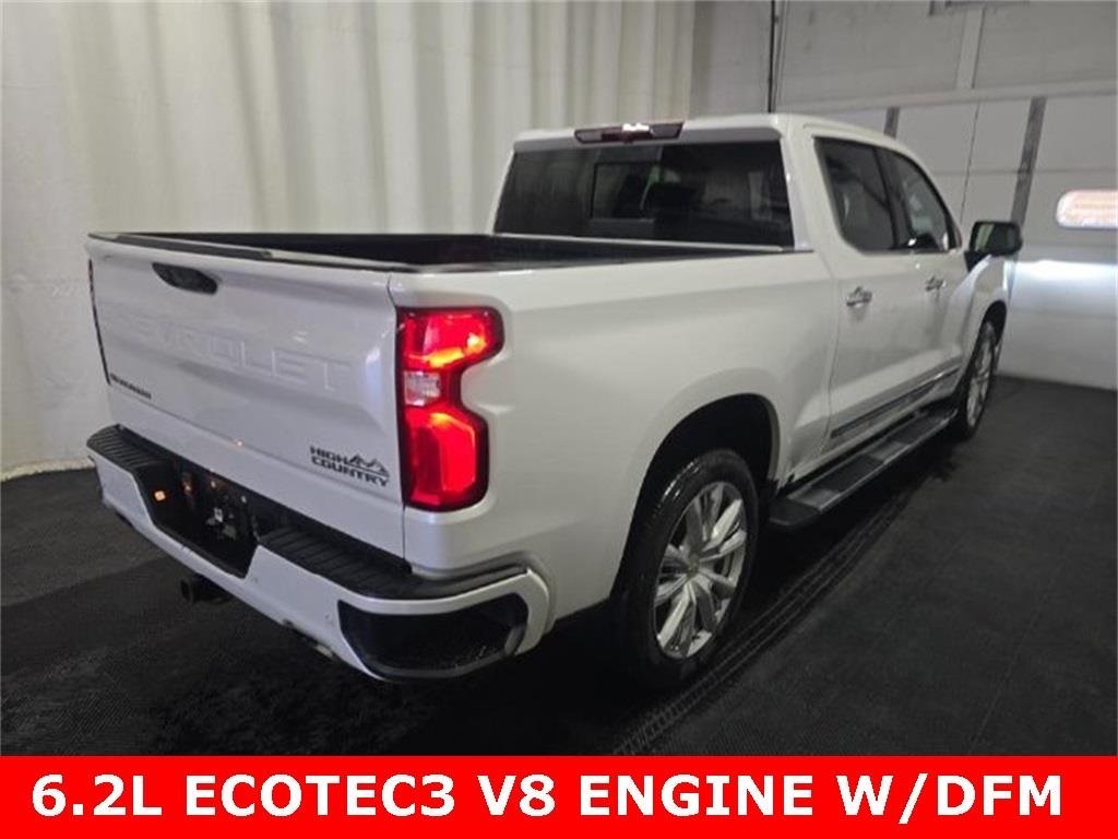 2022 Chevrolet Silverado 1500 High Country photo 2