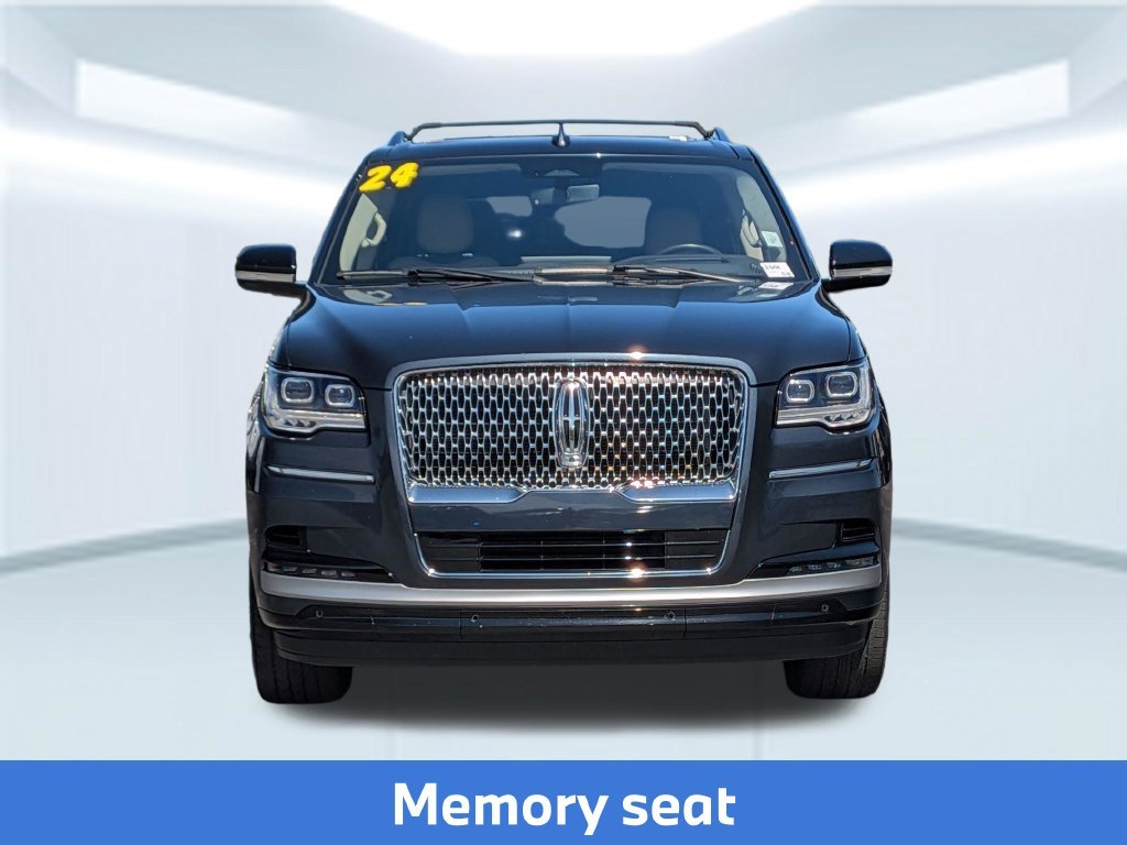 Used 2024 Blue Lincoln Reserve image 11
