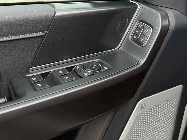 New 2026 Avalanche Ford Lariat® image 28