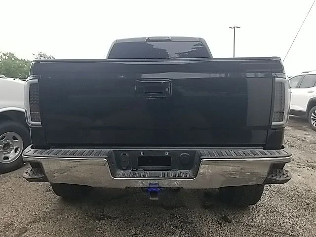 Used 2017 Black GMC Base image 19