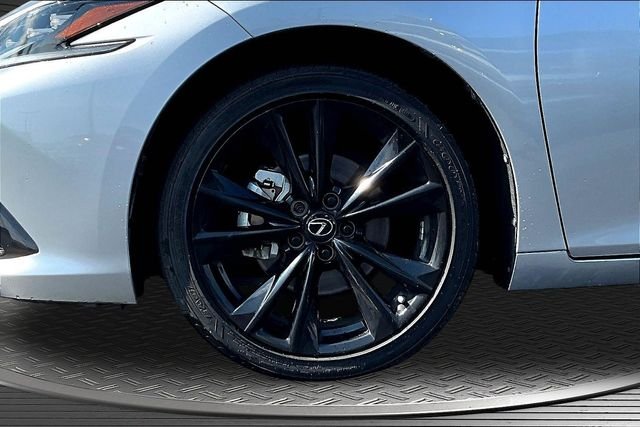 Used 2023 Silver Lexus 350 F Sport image 34