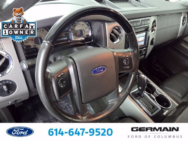 Used 2013 White Platinum Clearcoat Metallic Ford Limited image 17