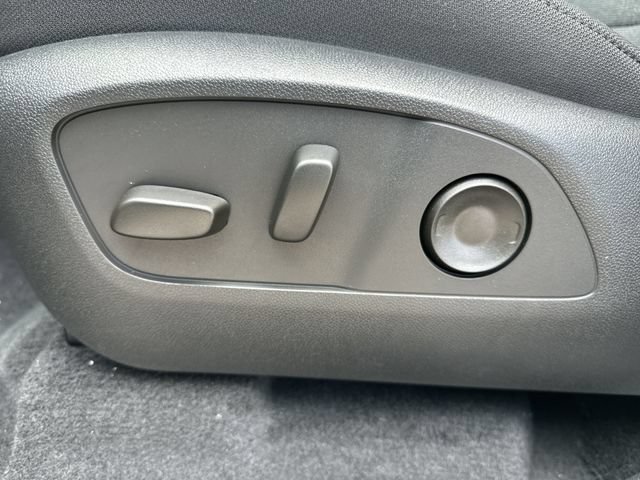 New 2026 Sterling Metallic GMC Elevation image 16