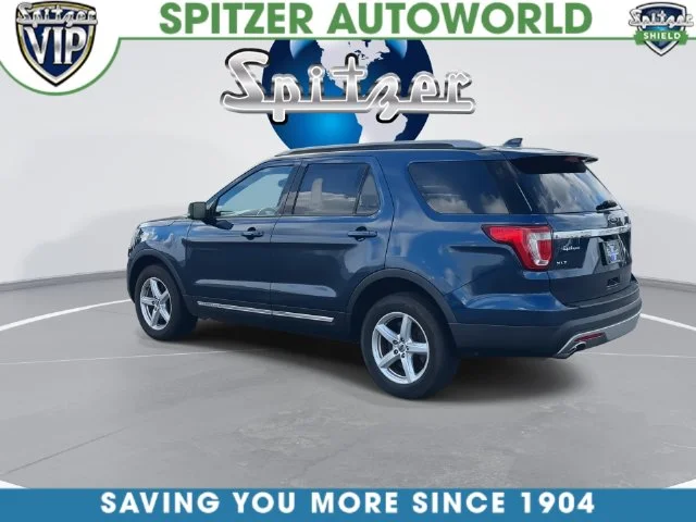 Used 2017 Blue Ford XLT image 12