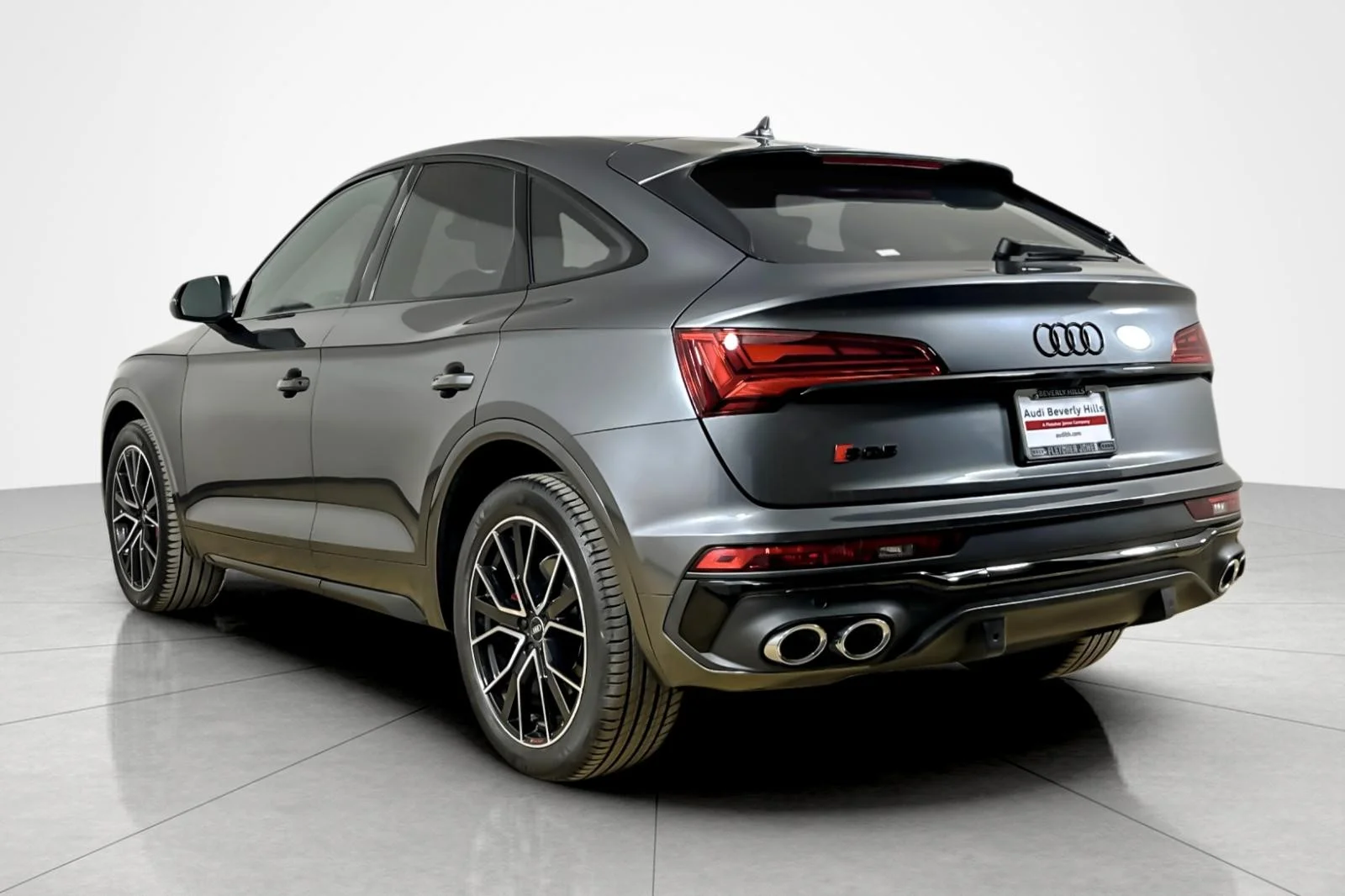 Used 2022 Daytona Gray Pearl Effect Audi Premium Plus 3.0 TFSI quattro image 3