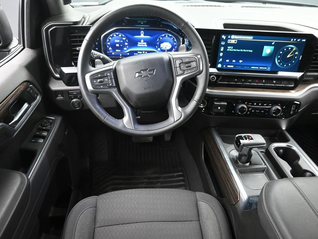 Used 2025 Black Chevrolet RST image 12