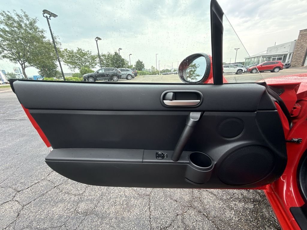 Used 2006 Red Mazda Base image 13