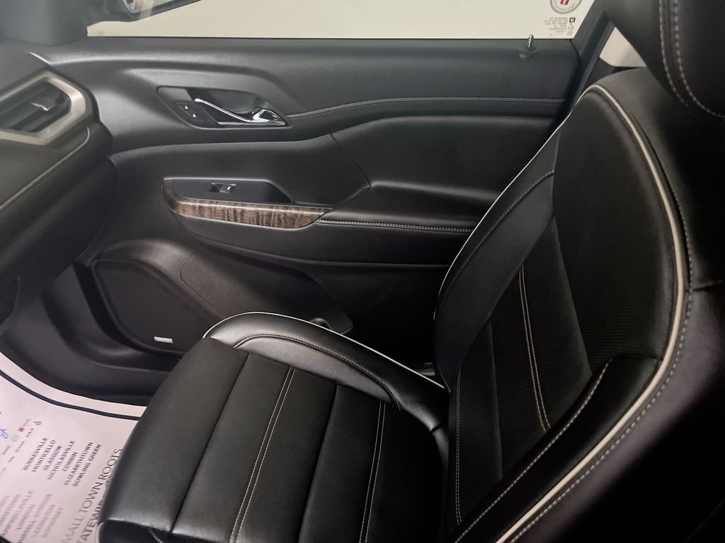 Used 2022 Black GMC Denali image 29