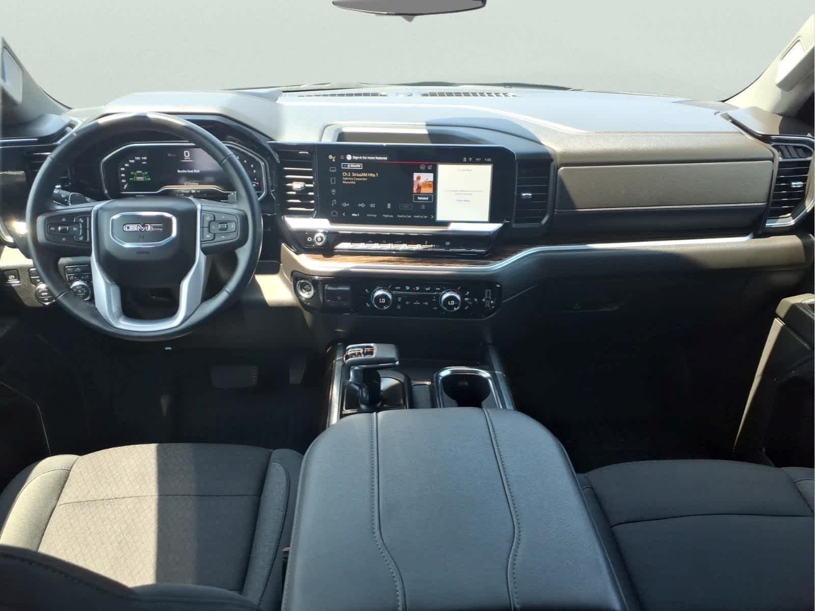 Used 2024 Onyx Black GMC Elevation image 17