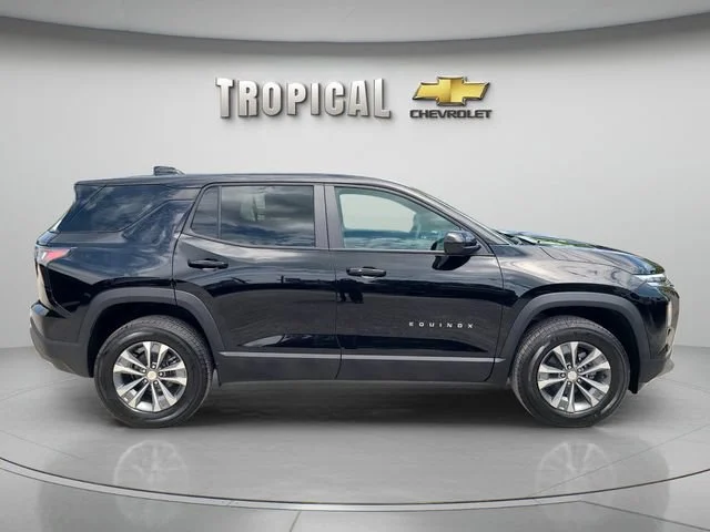 New 2027 Mosaic Black Metallic Chevrolet LT image 6