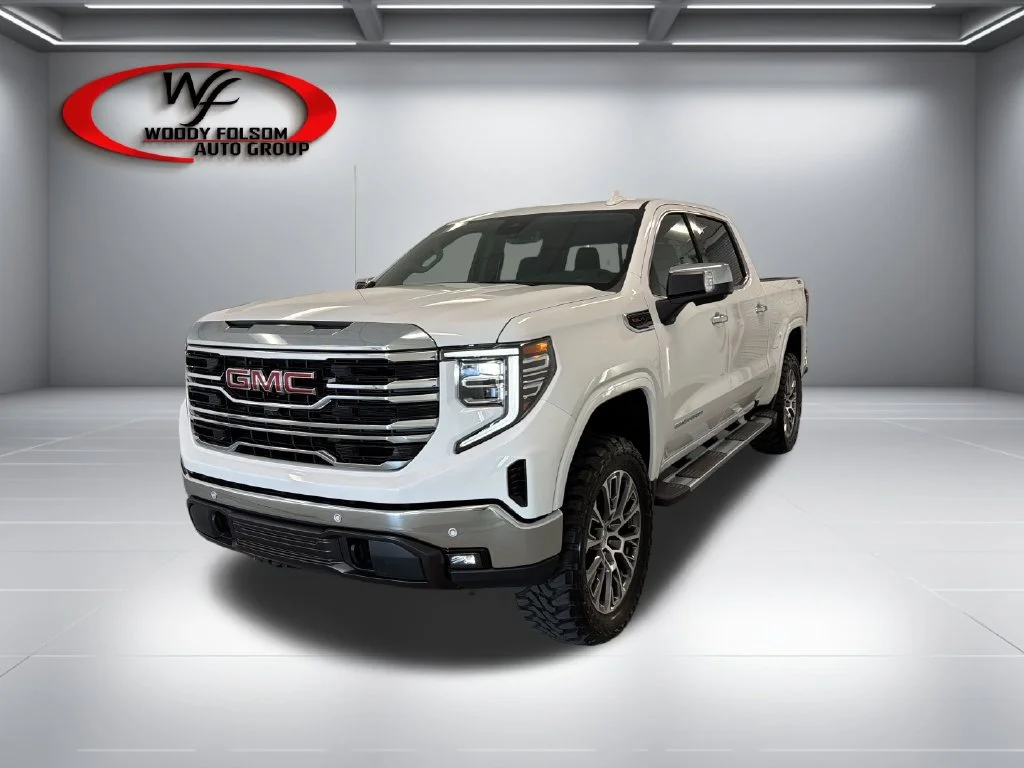 New 2026 Summit White GMC SLT image 3