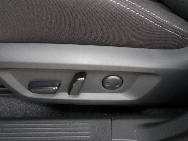 2026 Nissan Rogue SV - Photo 16