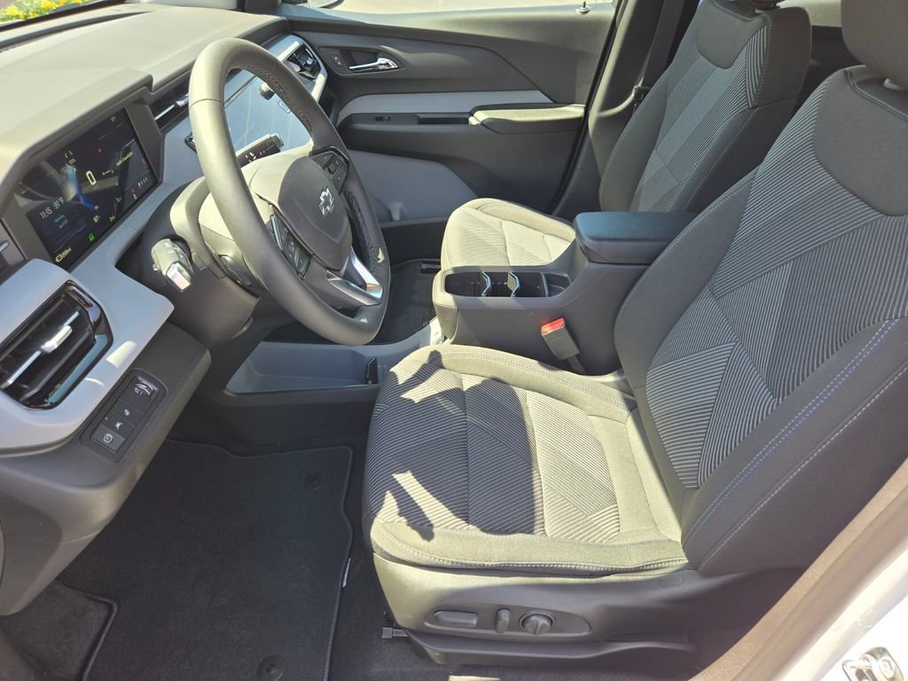 2027 Chevrolet Bolt LT - Photo 6