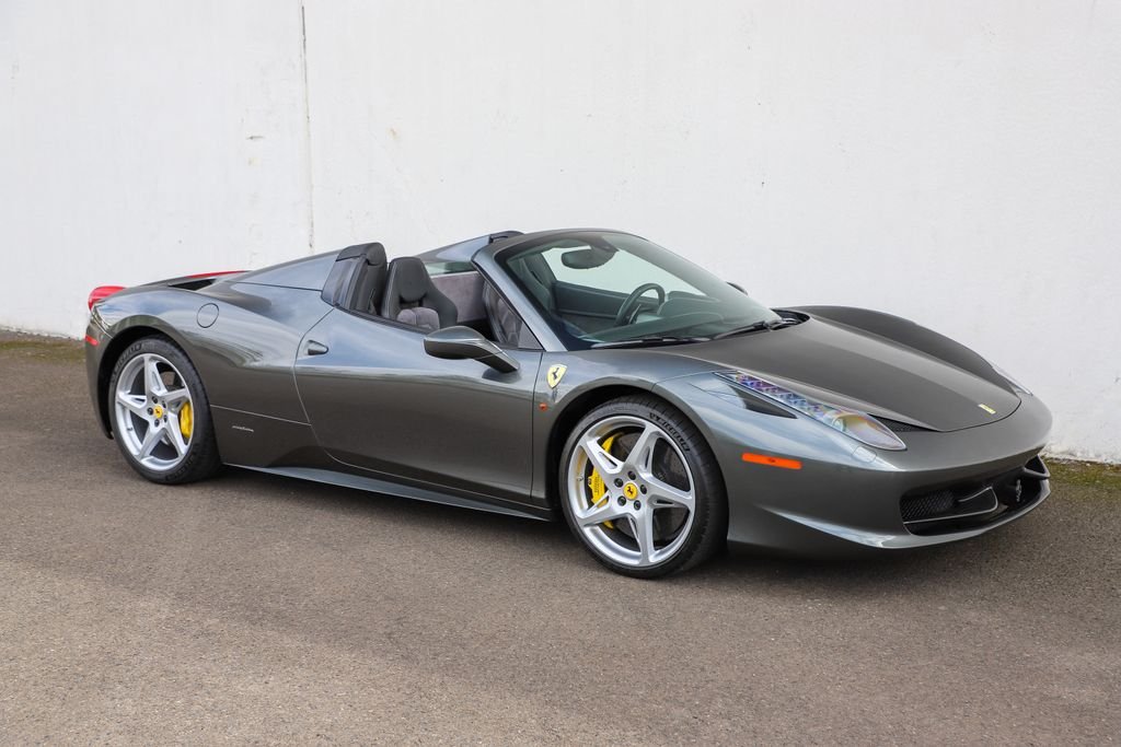 2013 Ferrari 458 Spider Base