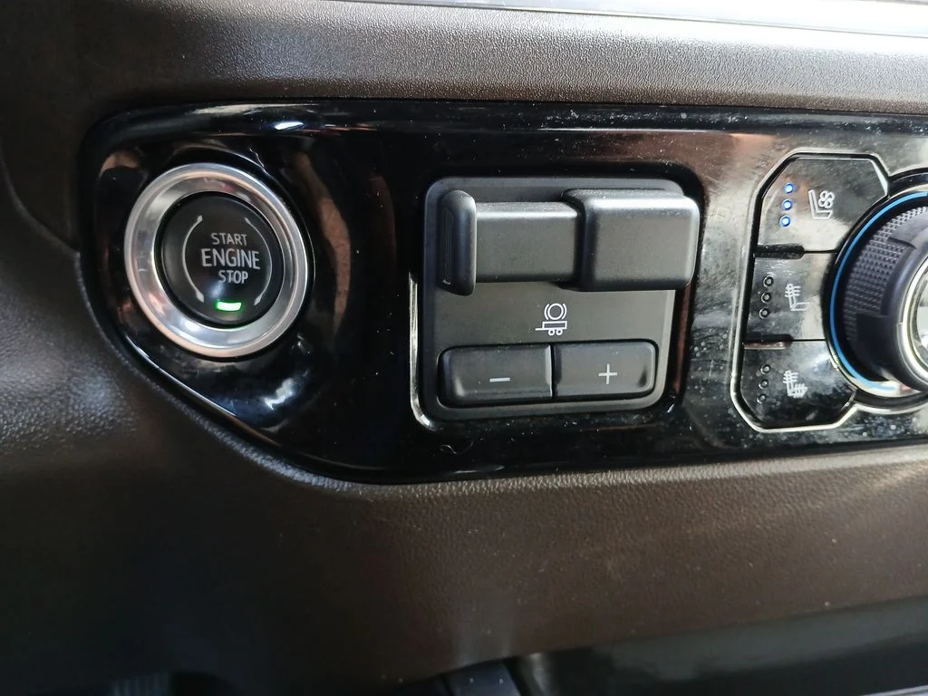 2023 Chevrolet Silverado 1500 LTZ - Photo 17