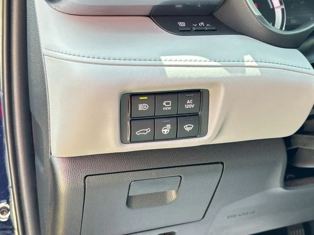 Used 2022 Gray Toyota Platinum image 39