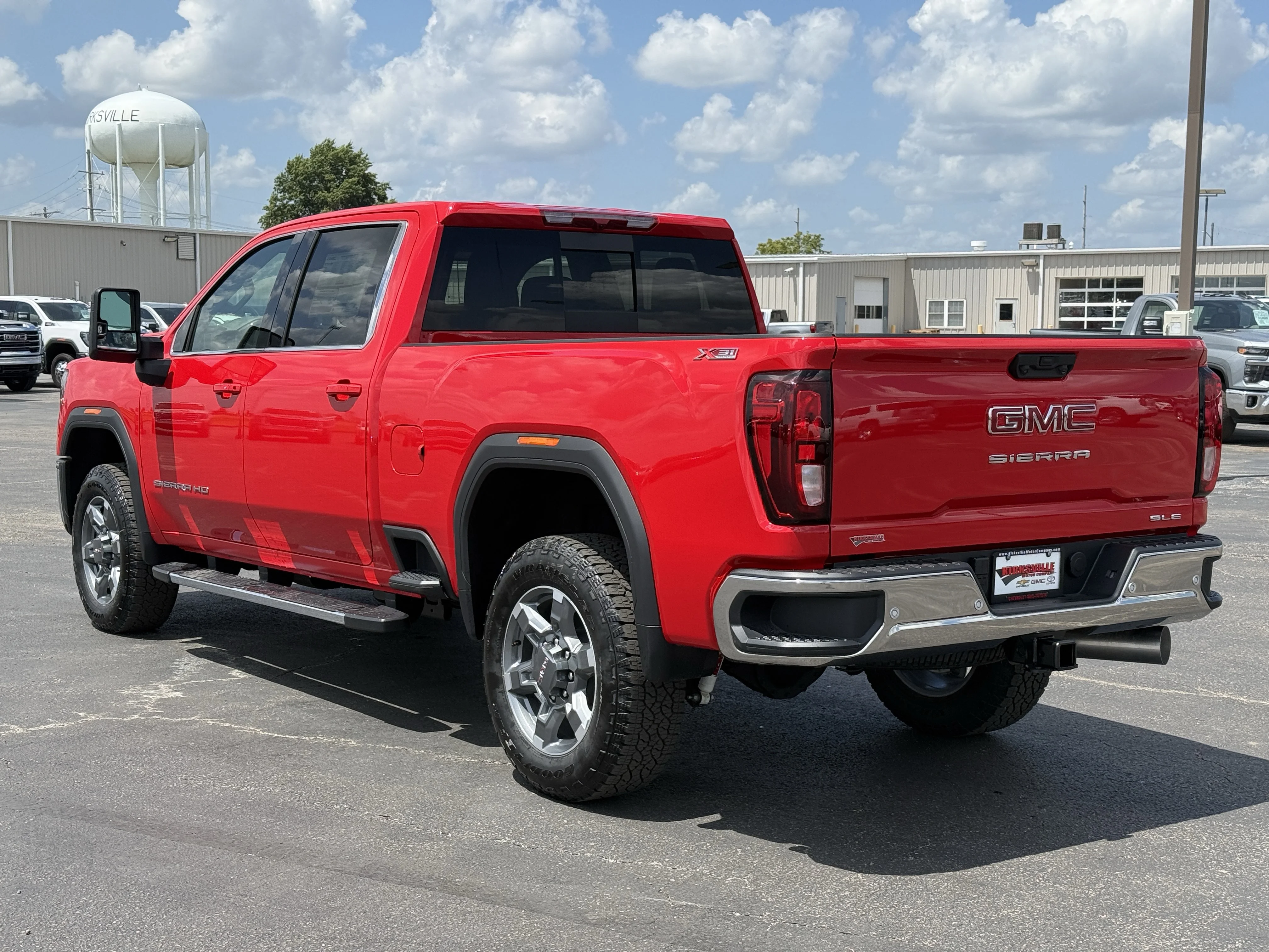 2026 GMC Sierra 3500HD SLE - Photo 7