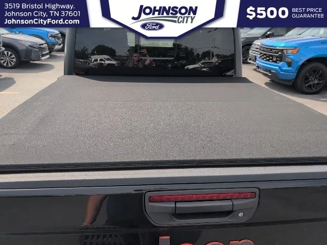 Used 2021 Black Jeep Mojave image 6