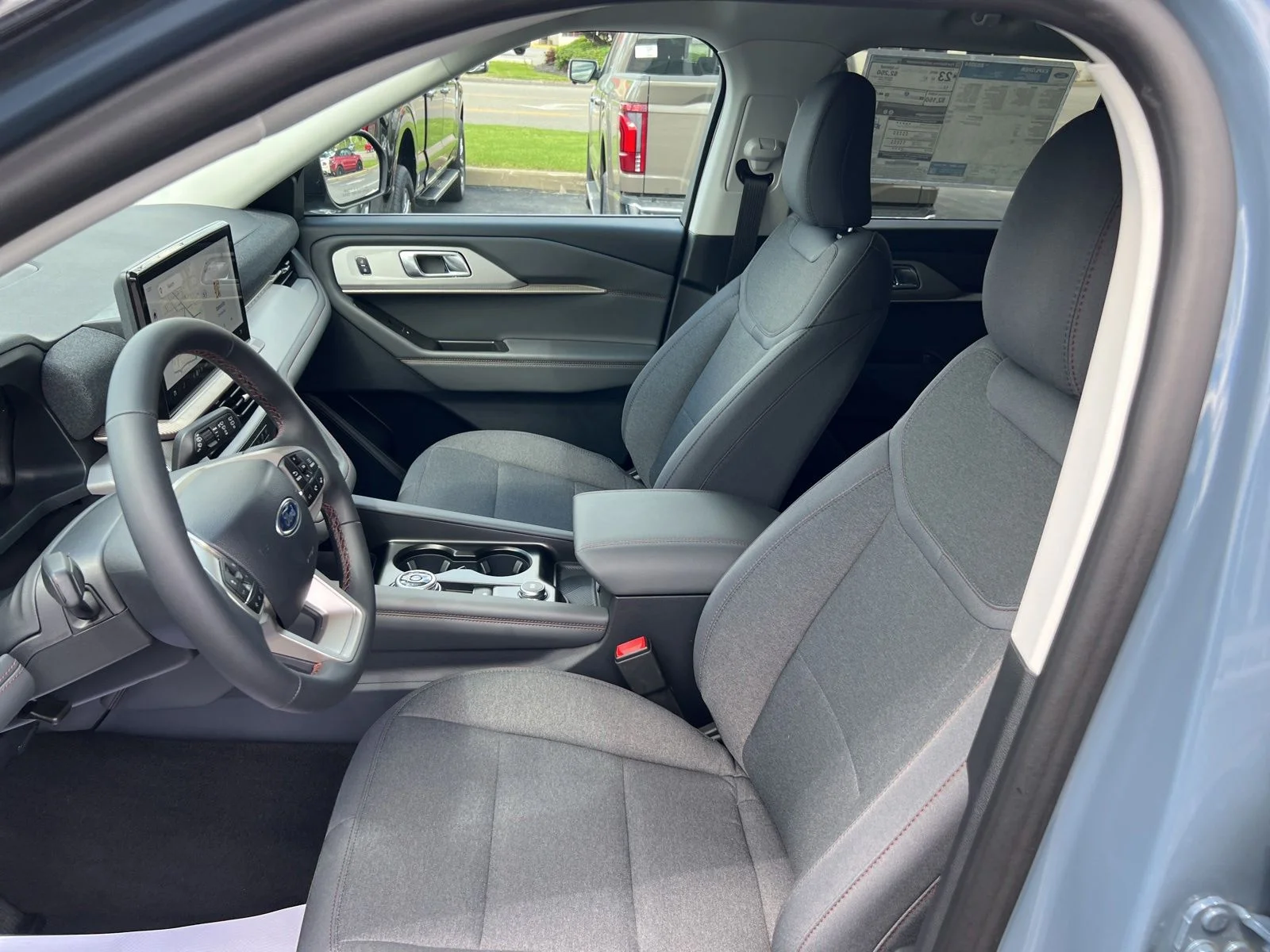 New 2026 Vapor Blue Metallic Ford Active image 23