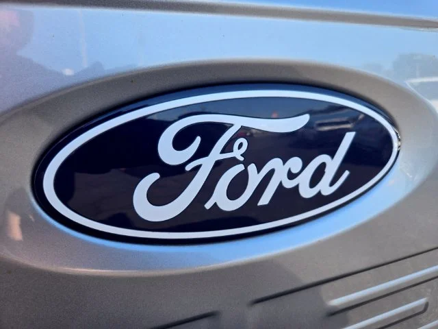 Used 2025 Silver Ford XLT image 15