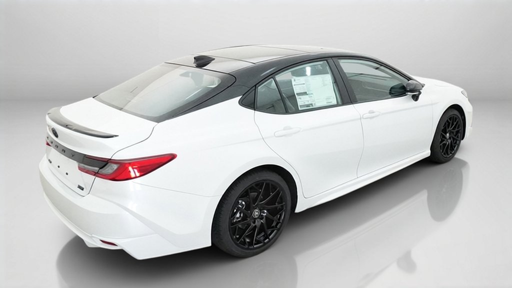 New 2026 Wind Chill Pearl with Midnight Black Metallic roof Toyota XSE image 25