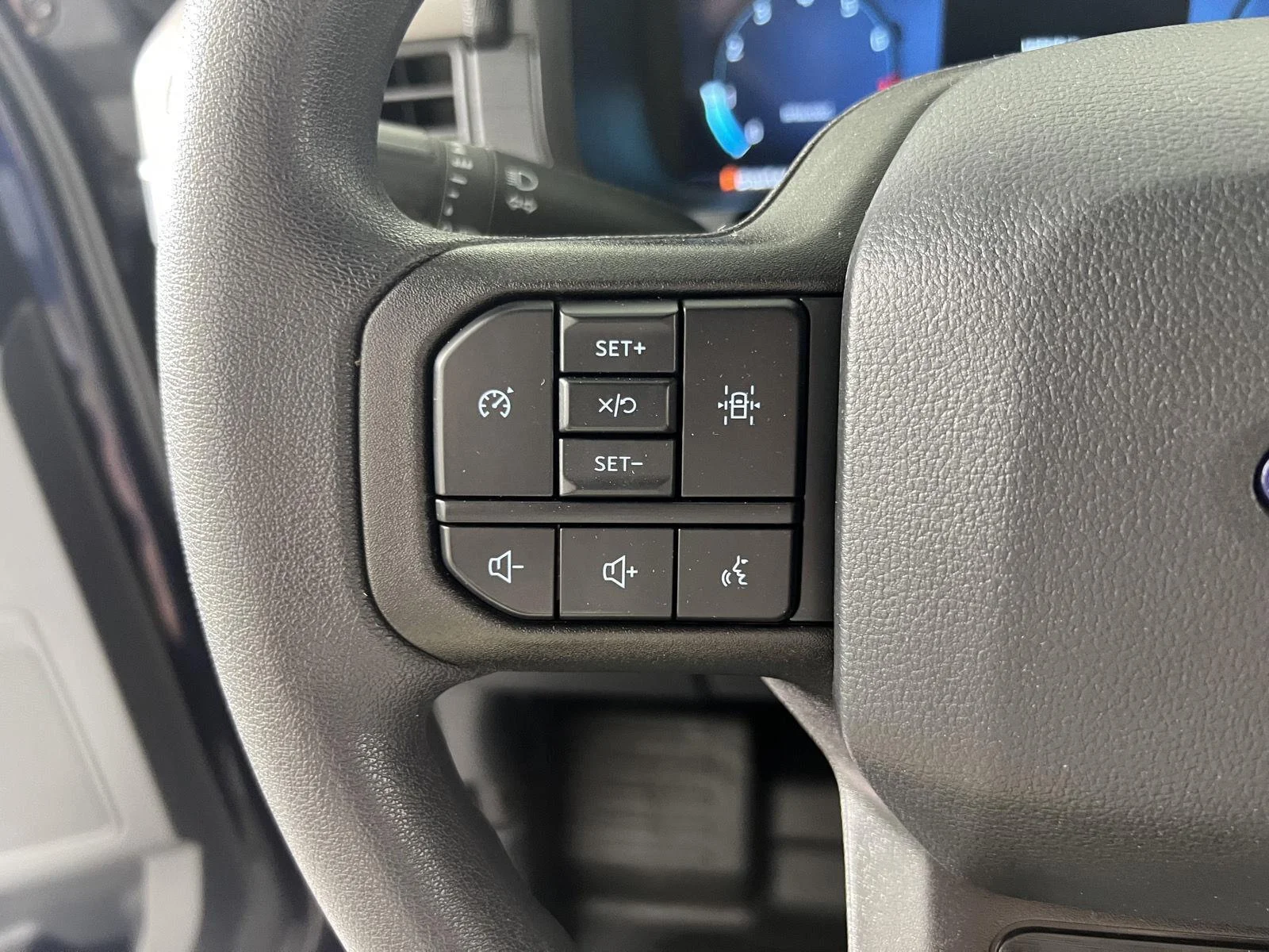 Used 2025 Antimatter Blue Ford XL image 15