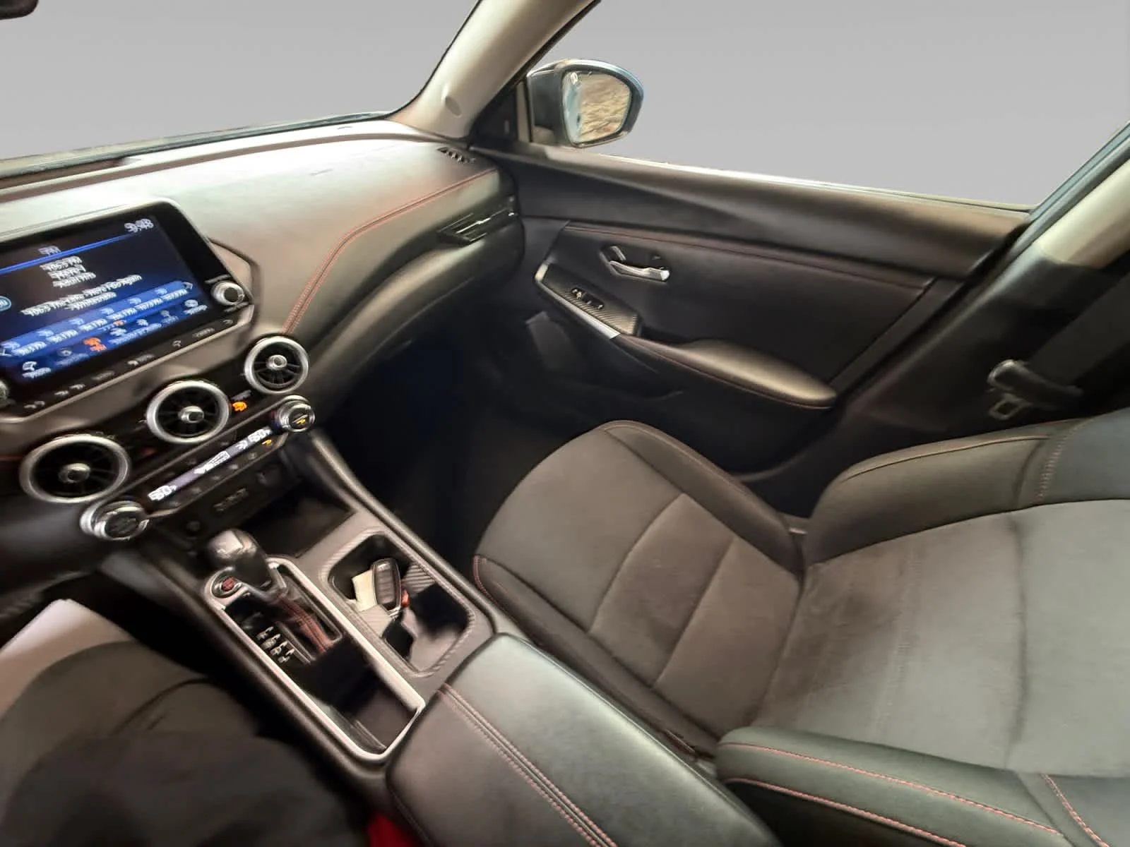 Used 2025 Atlantic Gray Metallic/Super Black Nissan SR image 21