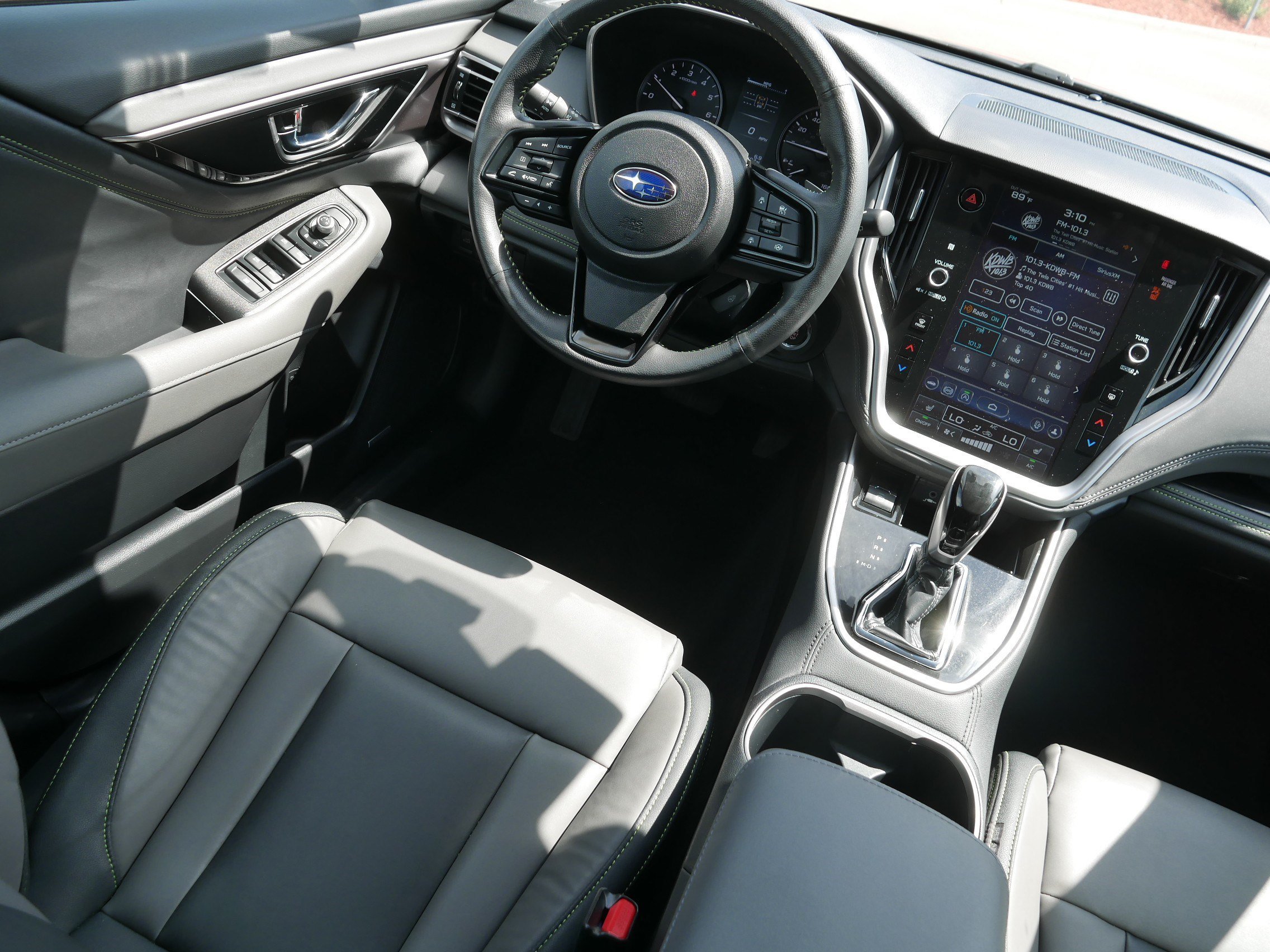 Used 2025 Magnetite Gray Metallic Subaru Onyx Edition image 9
