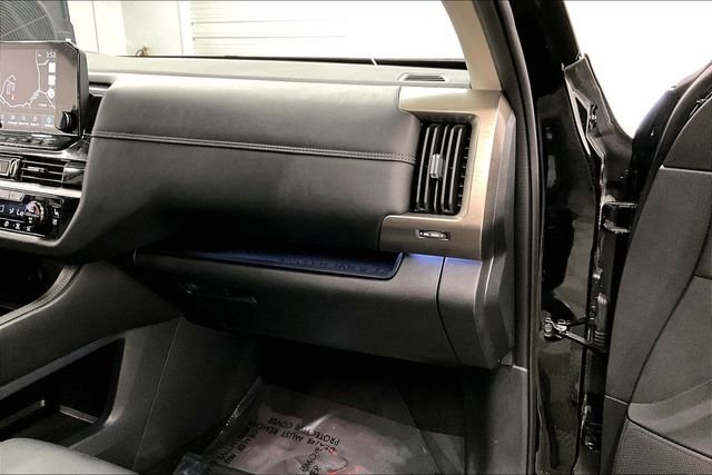 2025 Nissan Pathfinder Platinum - Photo 19